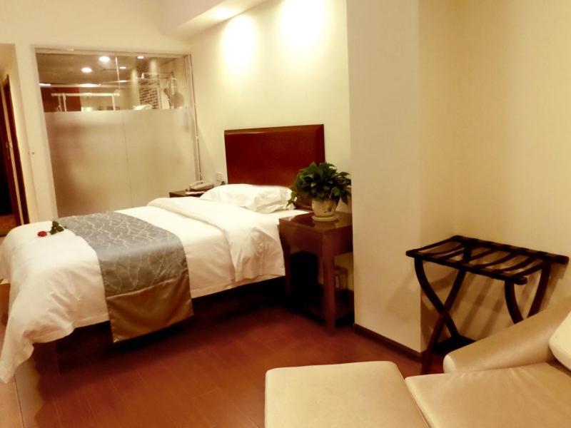 Greentree Inn Jiangxi Jindezhen People Square Jindin Business Hotel Jingdezhen Exterior foto